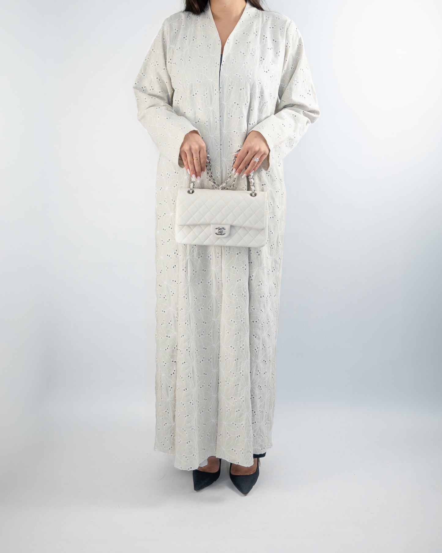 Elegant Embroidered Abaya – Timeless Grace
