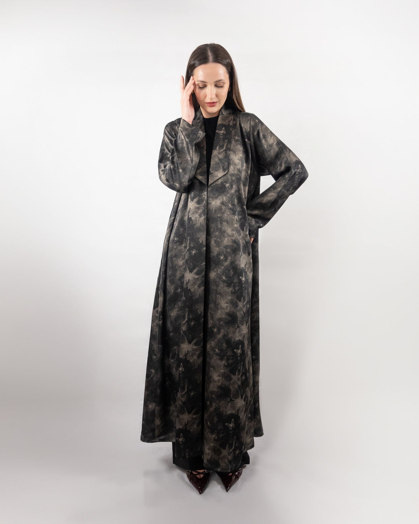 Chic Black and Gold Printed Abaya