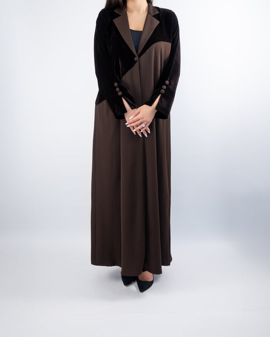 Velvet Panel Abaya – A Statement of Grace